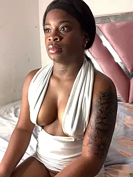 Tamara Lubezkii online show from 01/16/25, 12:23