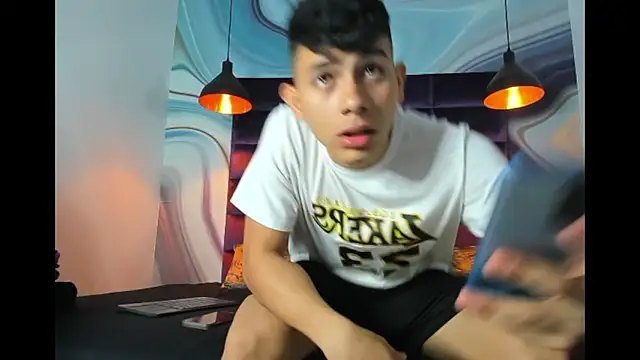 andrew rose  online show from 12/27/24, 03:20