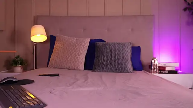 Snapshot of endy_rush chatting on 04/07/26, 12:38 endy rush online show from 04/07/26, 12:38