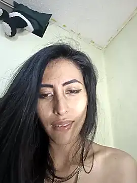 Snapshot of Anahi_cake chatting on 02/20/25, 04:57 Anahi cake online show from 02/20/25, 04:57