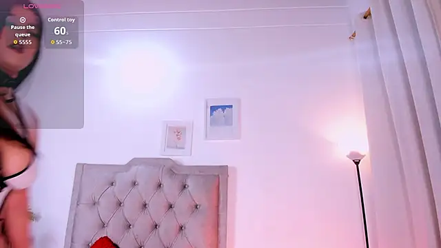 LindaRey  online show from 09/23/25, 04:59