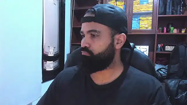 Snapshot of Drako_Argentii chatting on 02/28/25, 01:47 Drako Argentii online show from 02/28/25, 01:47