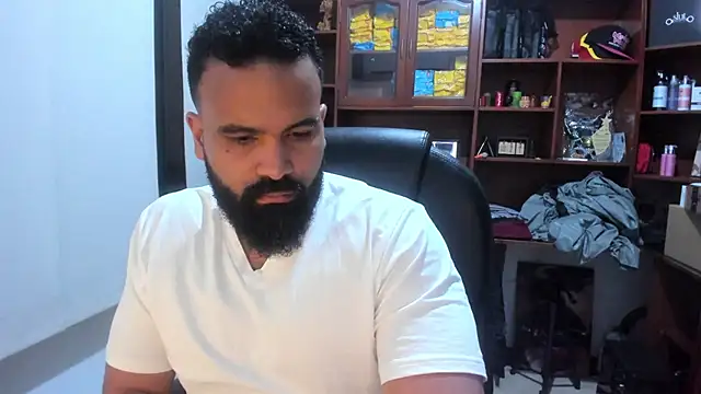 Snapshot of Drako_Argentii chatting on 03/04/25, 07:30 Drako Argentii online show from 03/04/25, 07:30