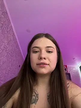 Snapshot of Vikki_toriya chatting on 12/08/24, 05:44 Vikki toriya online show from 12/08/24, 05:44