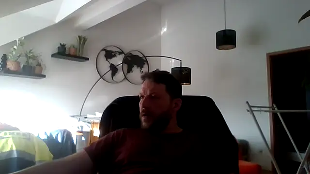 Snapshot of BennyLommy chatting on 03/11/26, 03:07 BennyLommy online show from 03/11/26, 03:07