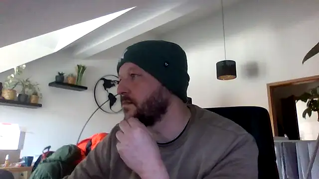 Snapshot of BennyLommy chatting on 03/13/26, 09:27 BennyLommy online show from 03/13/26, 09:27