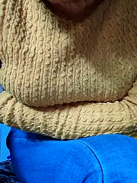 Snapshot of Sarita_7 chatting on 01/27/25, 01:19 Sarita 7 online show from 01/27/25, 01:19