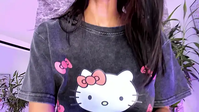 bonnie-love online show from 11/18/25, 10:14