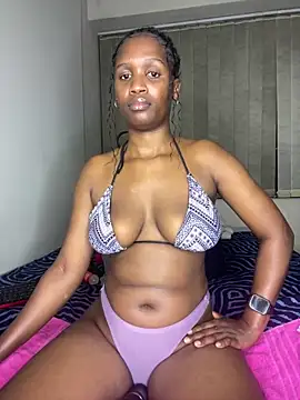 Snapshot of Kinkyy_ chatting on 03/21/25, 01:13 Kinkyy online show from 03/21/25, 01:13