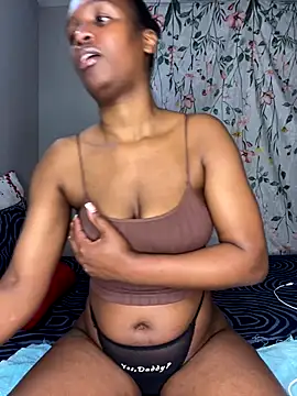 Snapshot of Kinkyy_ chatting on 11/24/25, 10:53 Kinkyy online show from 11/24/25, 10:53