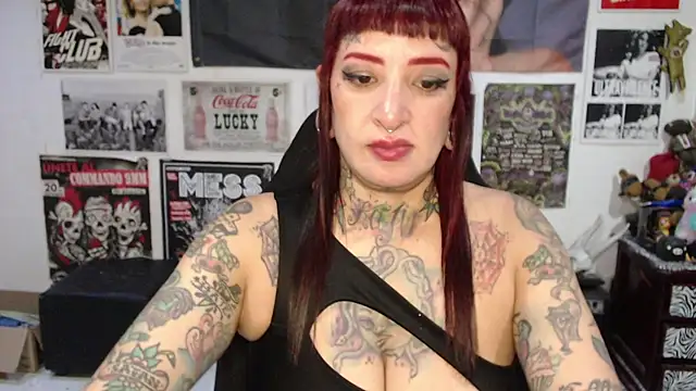 Snapshot of Rollyderolandia666 chatting on 05/29/26, 10:30 Rollyderolandia666 online show from 05/29/26, 10:30