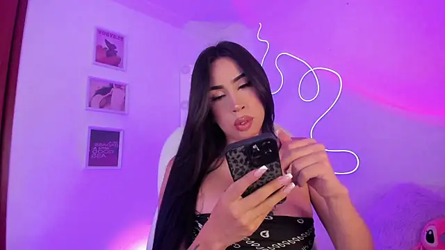 JulietaBomGV online show from 03/02/25, 12:31