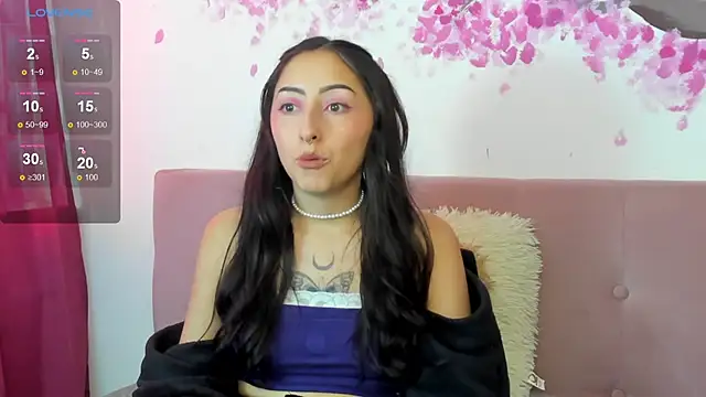 Snapshot of v1cky_ chatting on 02/10/25, 09:47 v1cky online show from 02/10/25, 09:47