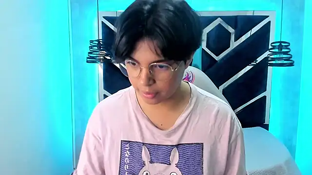 Emmapark  online show from 02/23/25, 02:04