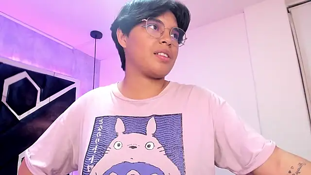 Emmapark  online show from 02/23/25, 08:11