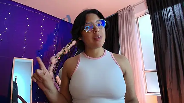 Emmapark  online show from 01/16/26, 06:12