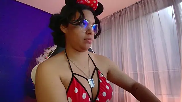 Emmapark  online show from 02/23/26, 07:11