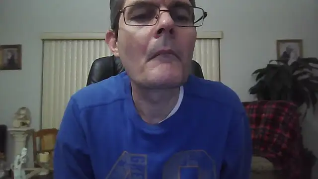 Snapshot of Copfiremen4566 chatting on 03/09/26, 05:11 Copfiremen4566 online show from 03/09/26, 05:11