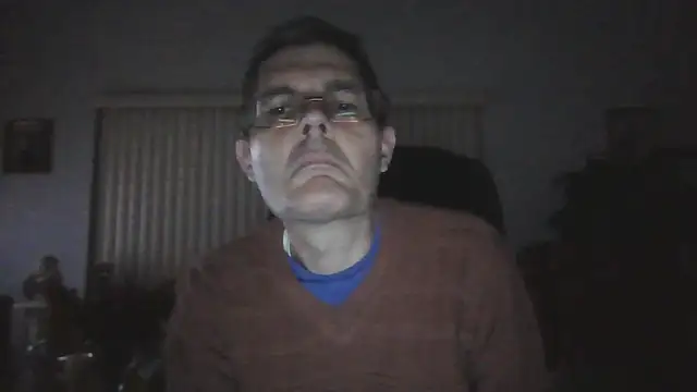 Snapshot of Copfiremen4566 chatting on 04/09/26, 05:18 Copfiremen4566 online show from 04/09/26, 05:18