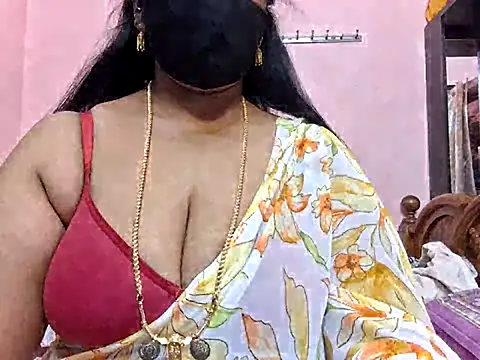 Pallavi-sri online show from 01/14/26, 03:28
