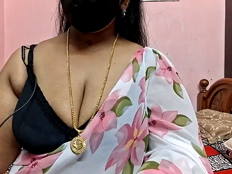 Snapshot of Pallavi-sri chatting on 03/21/26, 02:31 Pallavi-sri online show from 03/21/26, 02:31