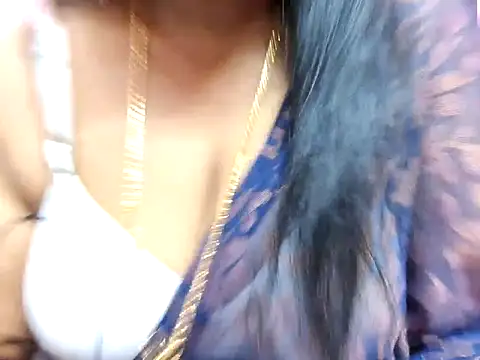 Snapshot of Pallavi-sri chatting on 06/07/26, 02:43 Pallavi-sri online show from 06/07/26, 02:43