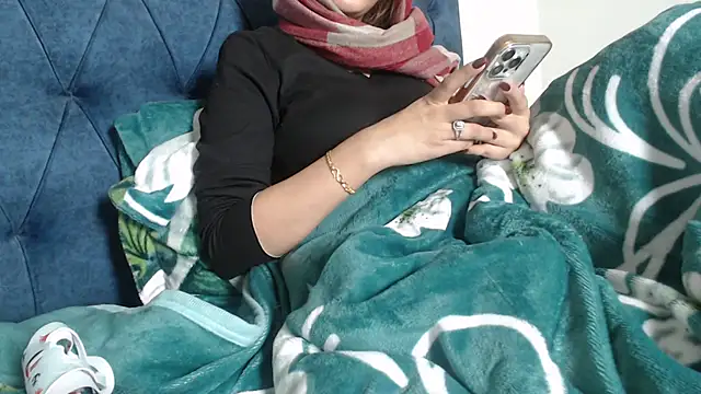 Jen jennyy1 online show from 12/15/24, 08:04