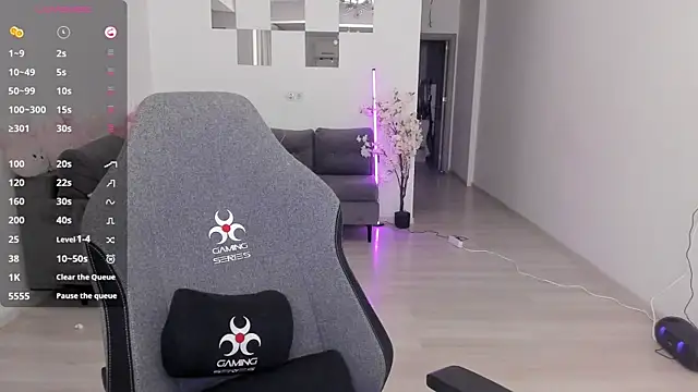 LovelyBianca online show from 04/07/26, 08:20