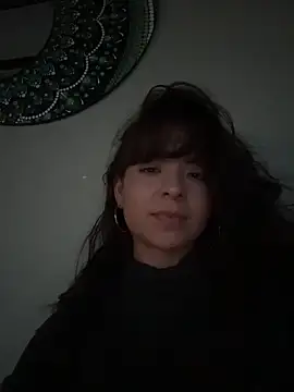 Snapshot of Ledesire chatting on 03/24/26, 11:21 Ledesire online show from 03/24/26, 11:21