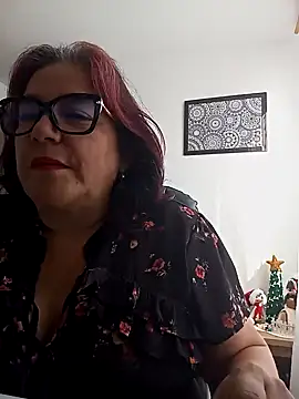 Snapshot of MARIANMILLS__ chatting on 12/07/24, 01:29 MARIANMILLS   online show from 12/07/24, 01:29