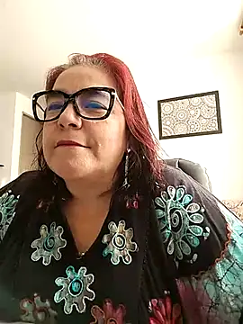 Snapshot of MARIANMILLS__ chatting on 03/16/25, 12:22 MARIANMILLS   online show from 03/16/25, 12:22