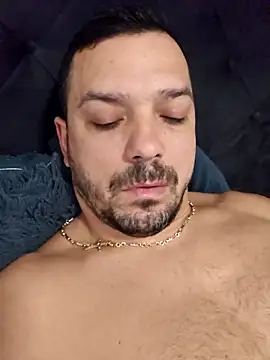 Snapshot of Mitzatb4u chatting on 11/15/25, 03:08 Mitzatb4u online show from 11/15/25, 03:08