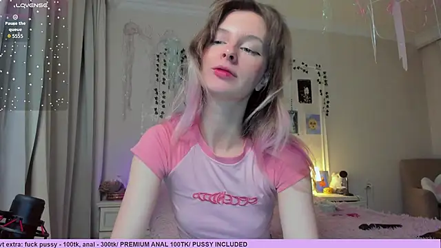 Neko kitsune1 online show from 12/16/25, 06:13