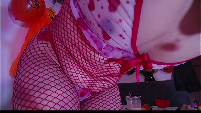 Yinn Silver online show from 10/15/25, 01:22