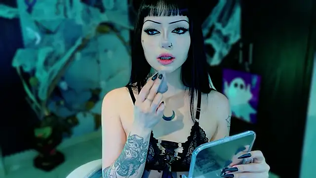 Madison Jackson online show from 10/27/25, 09:30