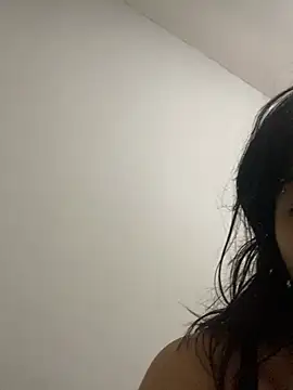 Julinhasz online show from 04/16/26, 12:00