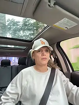 Snapshot of Georgiafox chatting on 11/10/25, 02:05 Georgiafox online show from 11/10/25, 02:05