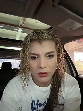 Snapshot of Georgiafox chatting on 11/24/25, 03:12 Georgiafox online show from 11/24/25, 03:12