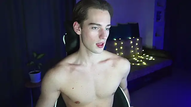 Snapshot of Litmate chatting on 11/15/25, 12:30 Litmate online show from 11/15/25, 12:30