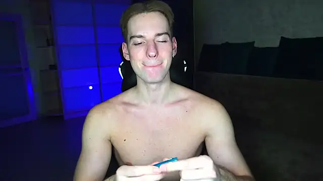 Snapshot of Litmate chatting on 03/24/26, 10:37 Litmate online show from 03/24/26, 10:37