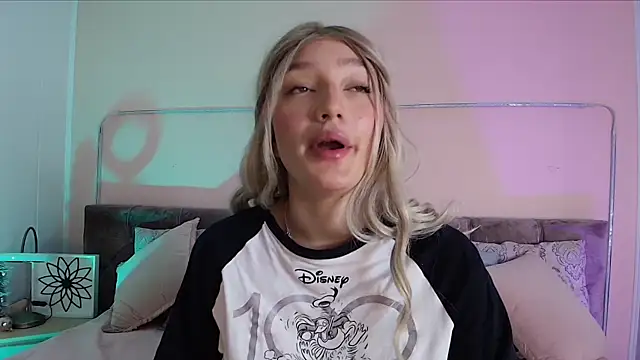 Giaa Ross online show from 01/17/25, 11:38