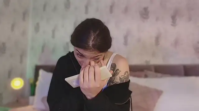 Giaa Ross online show from 09/11/25, 12:16