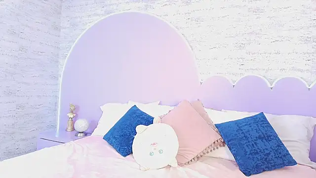 Giaa Ross online show from 01/14/26, 07:41