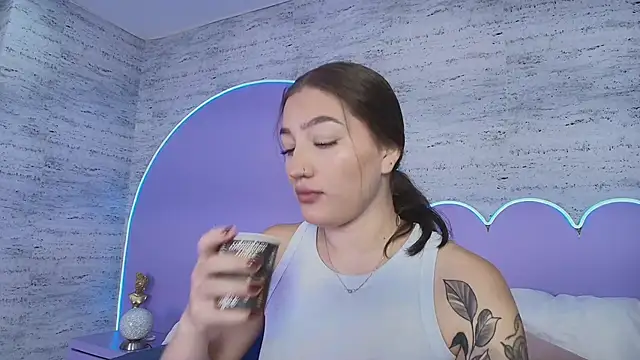 Snapshot of Giaa_Ross chatting on 04/04/26, 09:07 Giaa Ross online show from 04/04/26, 09:07