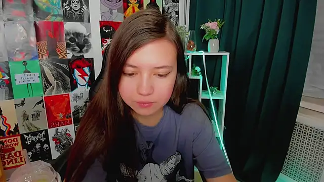 Lina Brownie online show from 01/11/25, 02:09