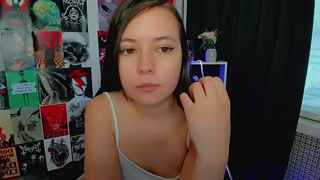 Lina Brownie online show from 01/11/25, 05:20