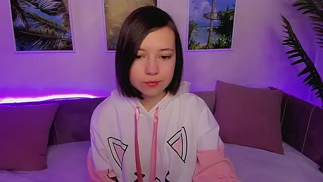 Lina Brownie online show from 01/20/25, 02:01