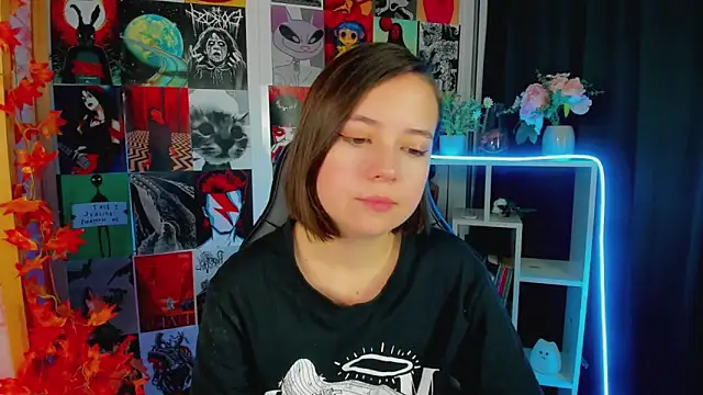 Lina Brownie online show from 01/24/25, 01:56