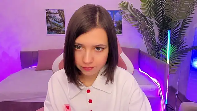 Lina Brownie online show from 02/11/25, 01:41