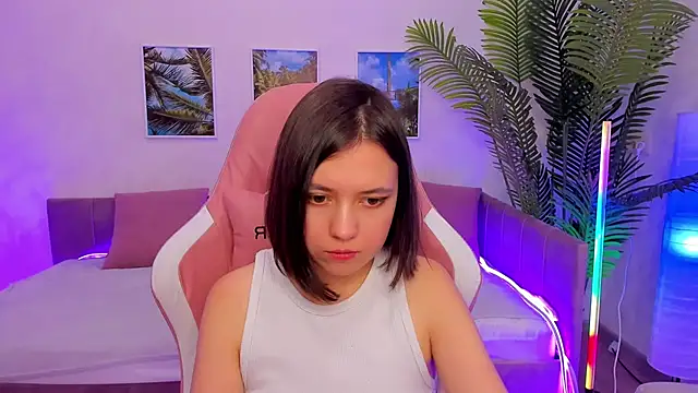 Lina Brownie online show from 02/12/25, 05:26